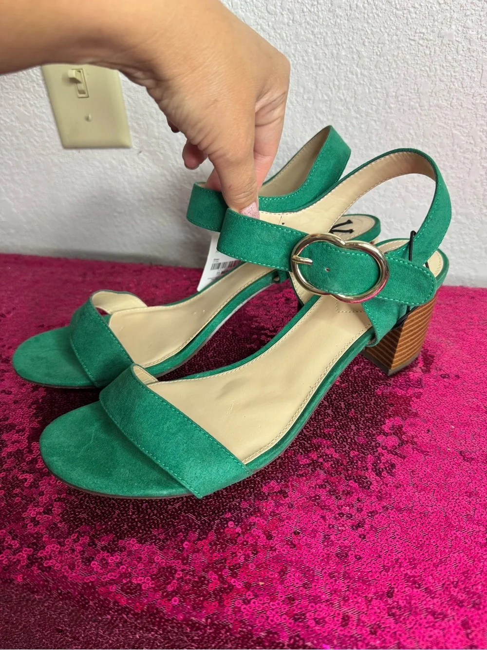 NEW w TAGS 🏷️ LIZ CLAIBORNE Green Suede Block Heel Sandals, Gold (Women’s 11)